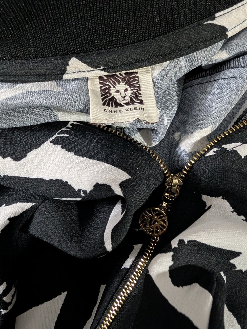 Anne Klein black and white abstract print zip-up jacket Size L - Picture 8 of 9